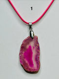 Collar de piedra natural en cordon combinado.