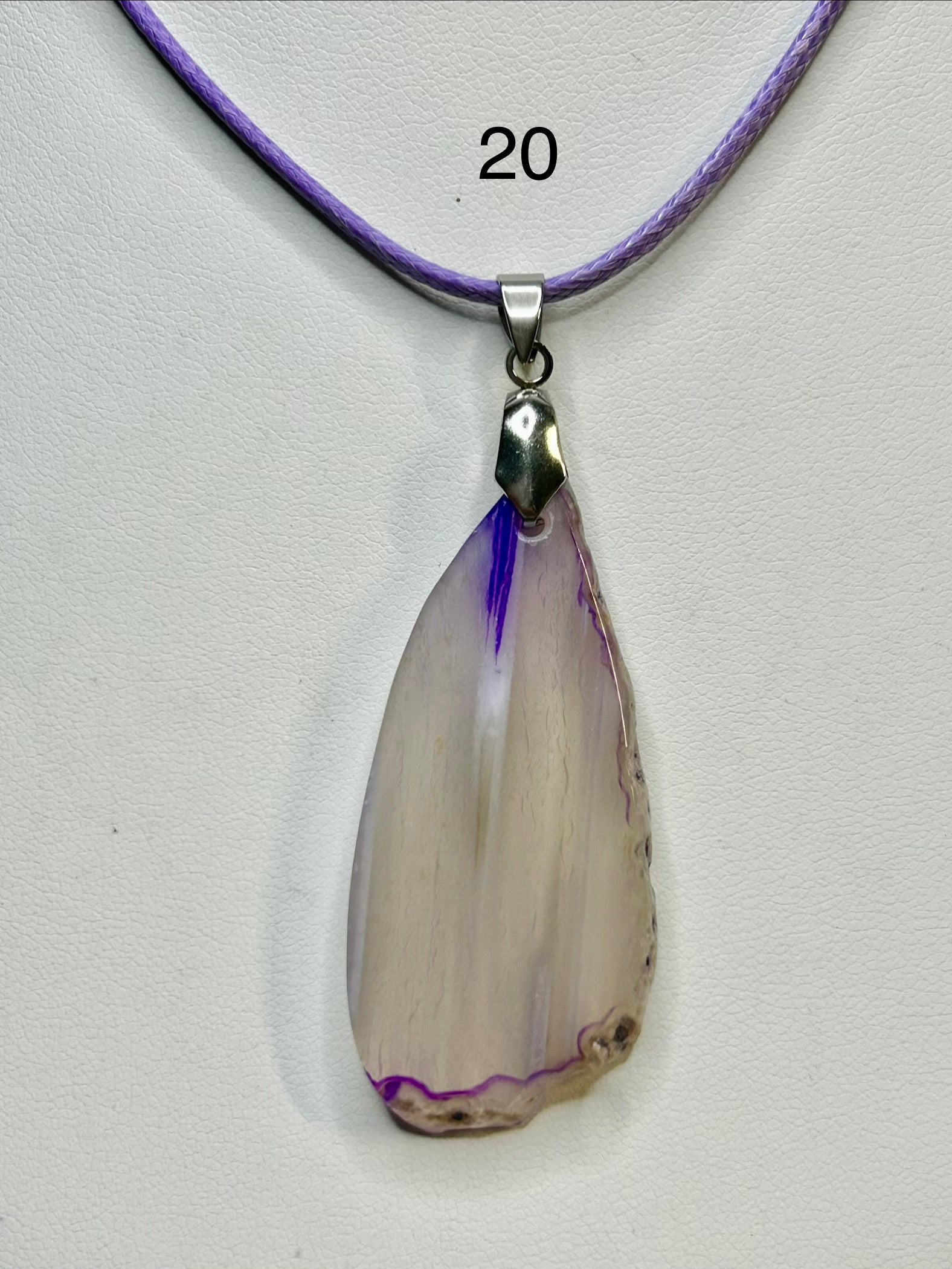 Collar de piedra natural en cordon combinado.