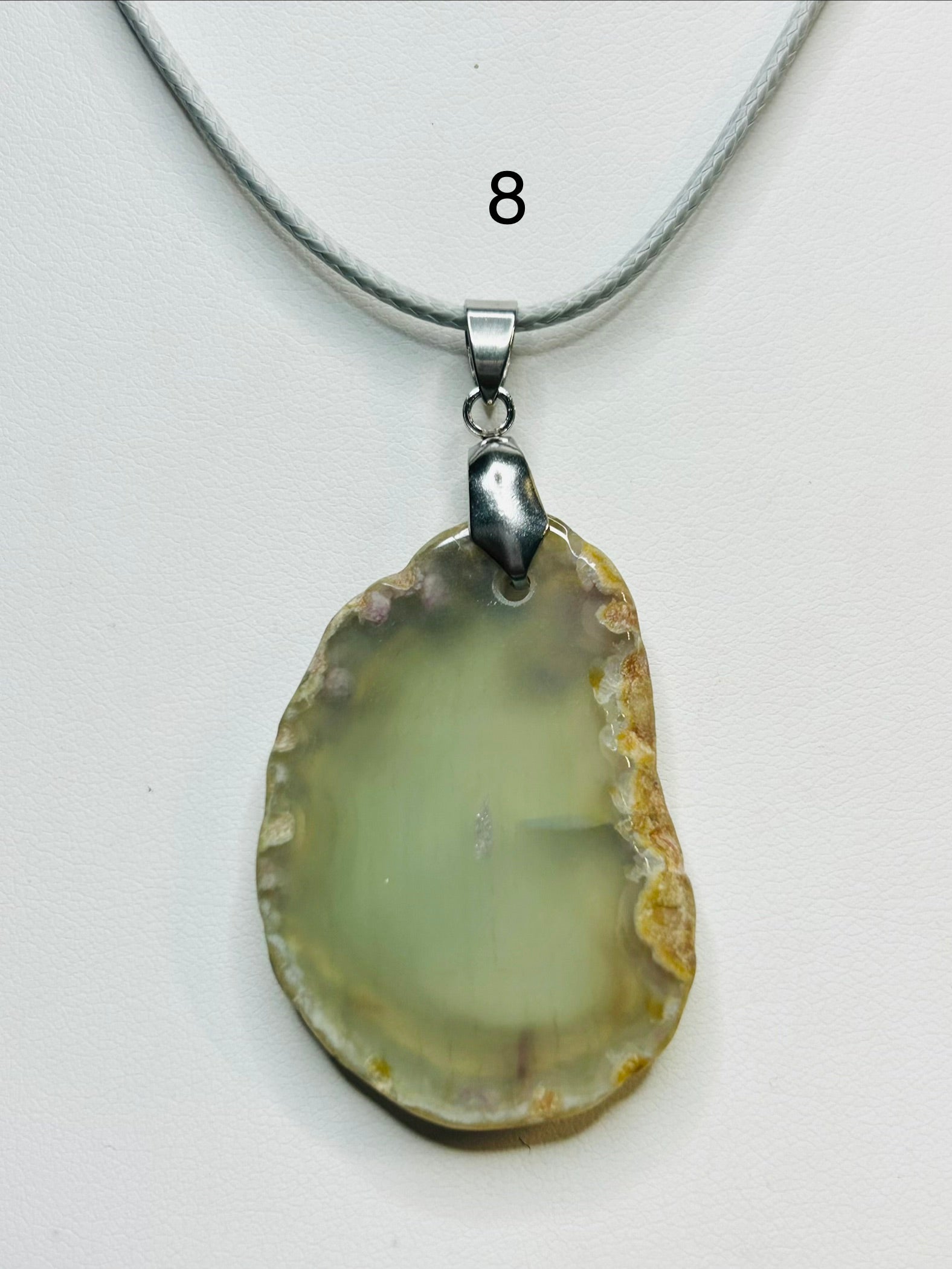 Collar de piedra natural en cordon combinado.