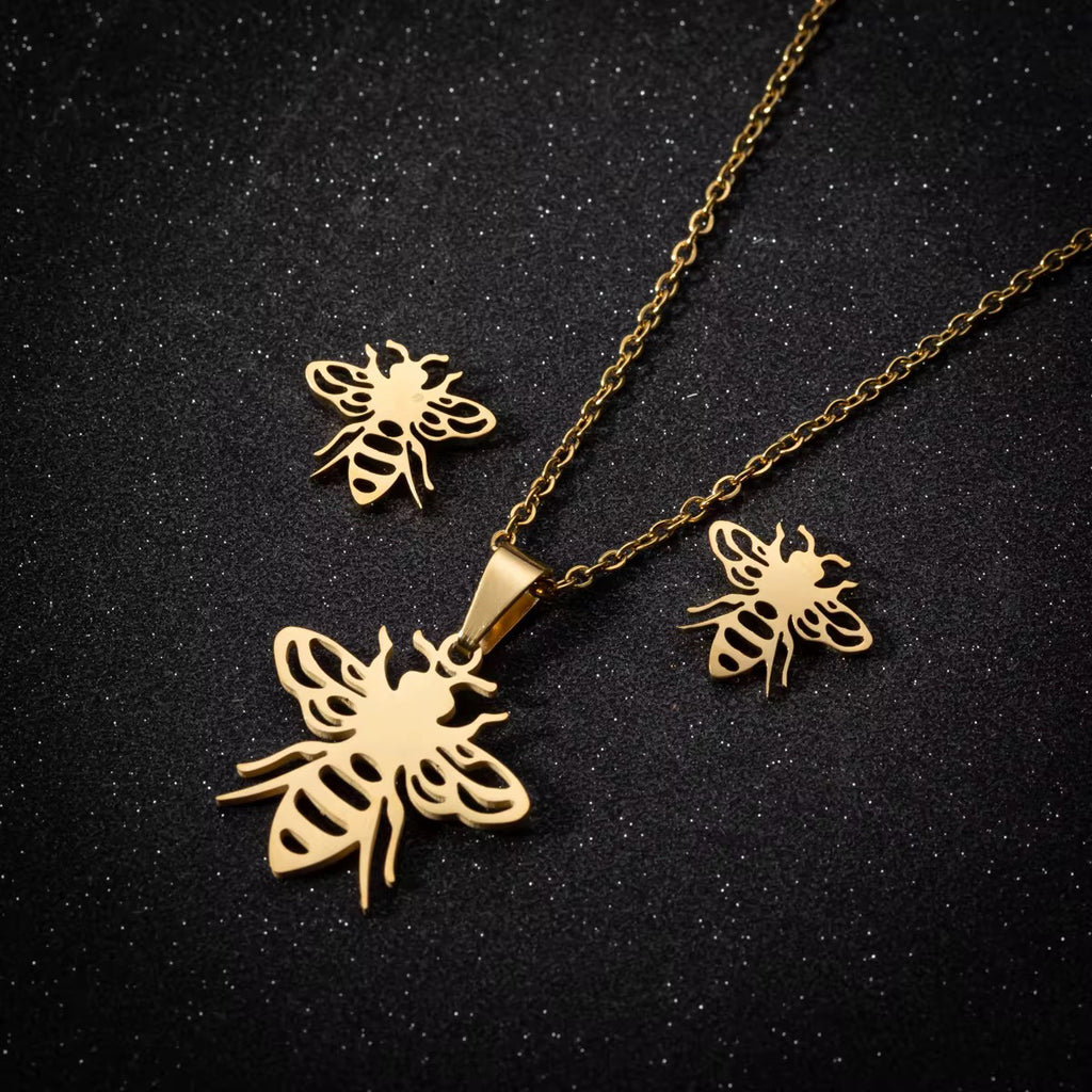 Set de collar y artes con abeja