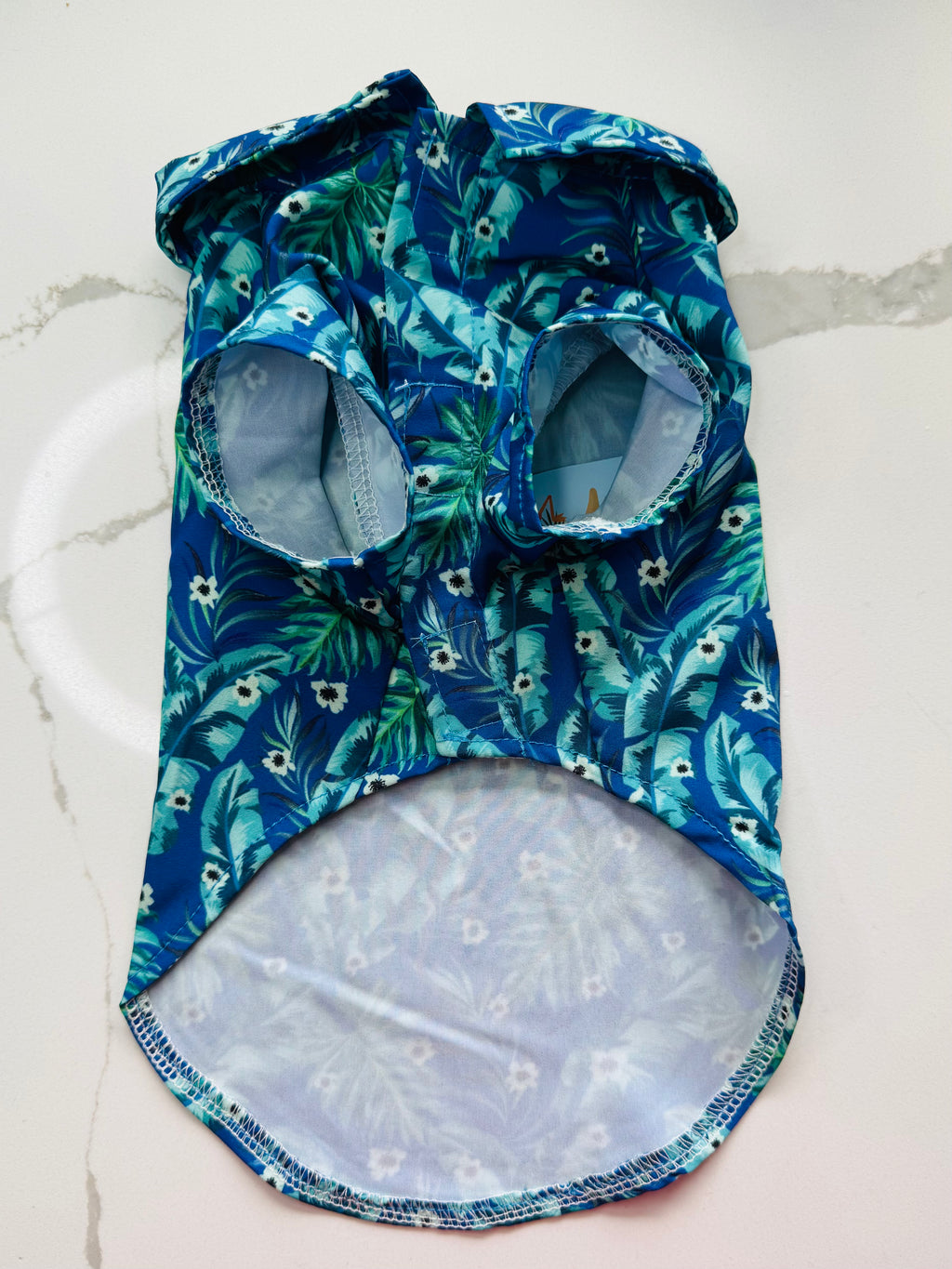 Camisa para mascota estilo hawaiana