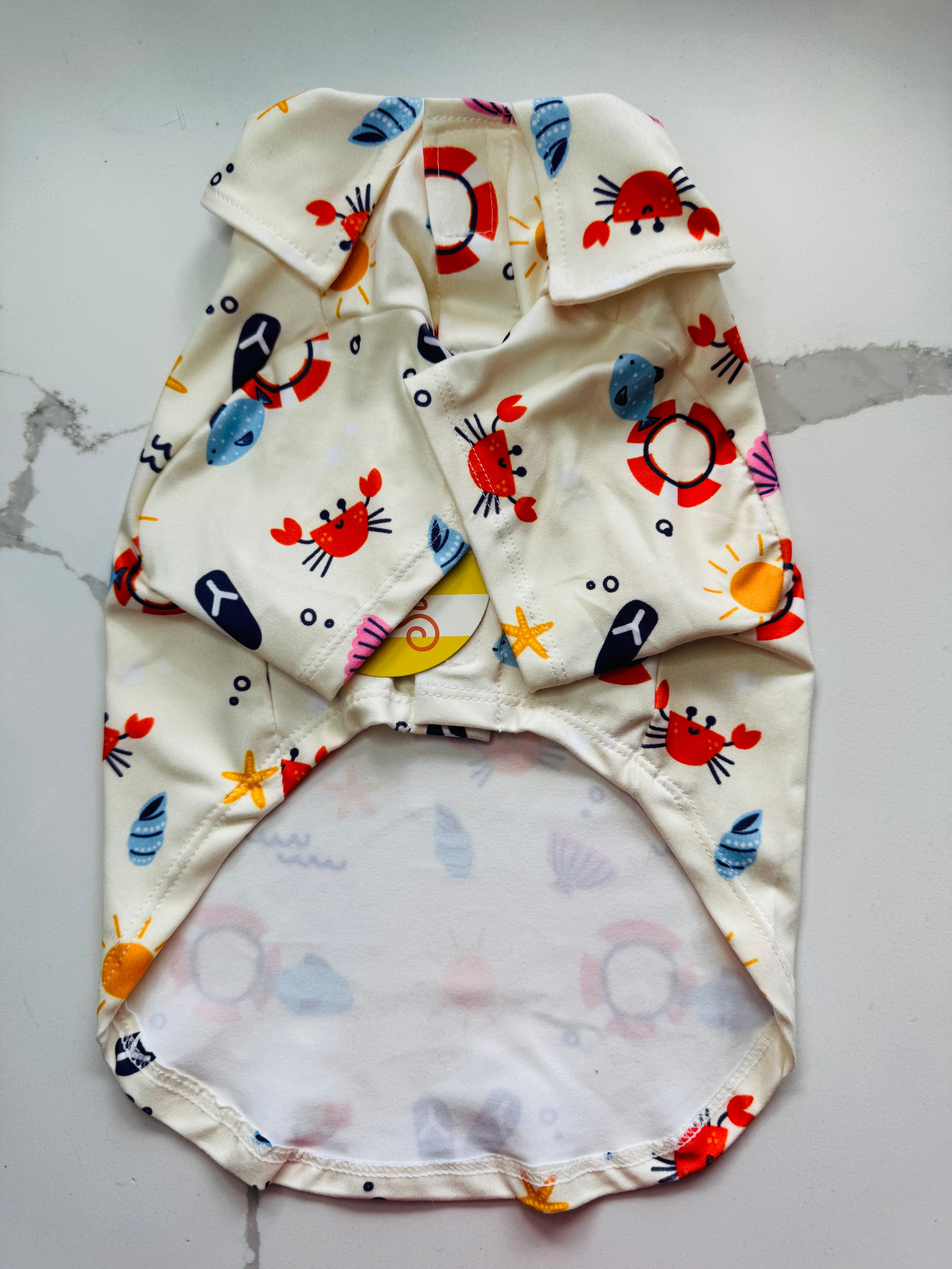 Camisa de mascota estilo hawaiana