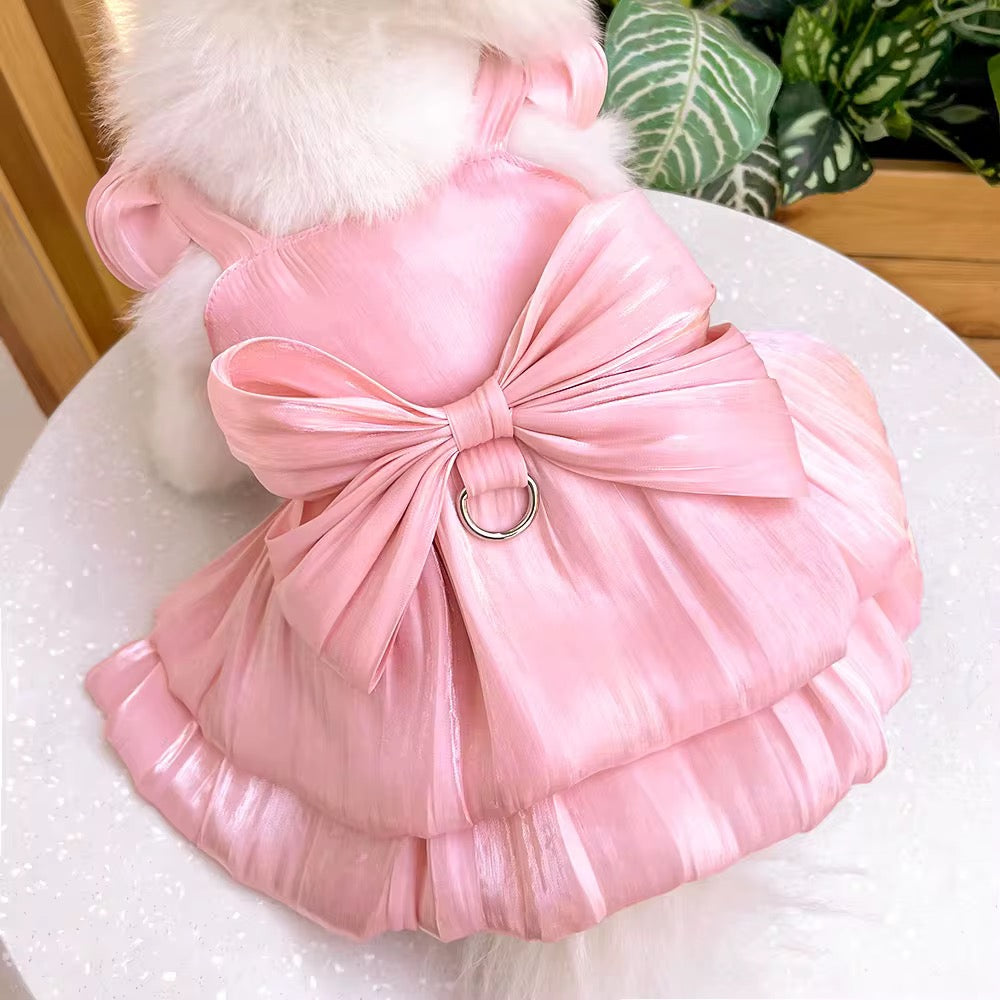 Vestido para mascotas en organza con lazitos para el pelo.