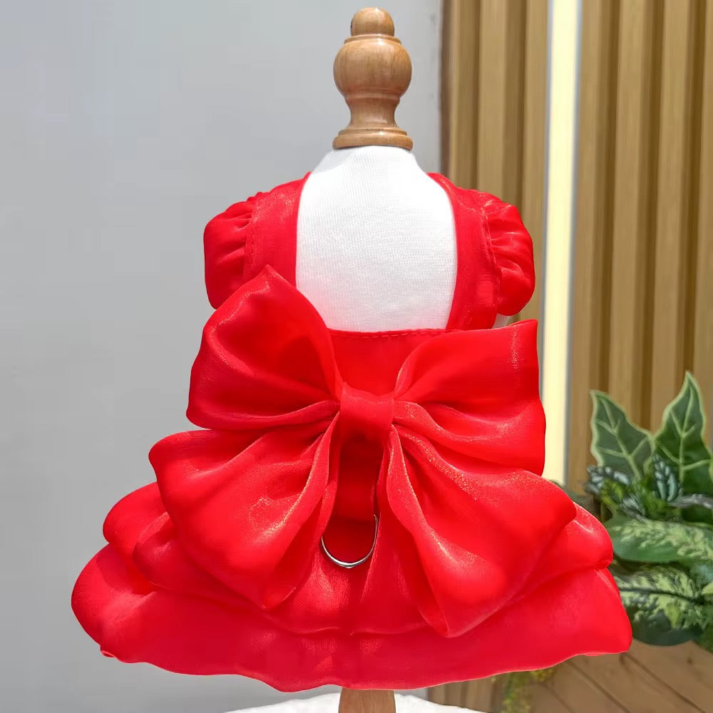 Vestido para mascotas en organza con lazitos para el pelo.